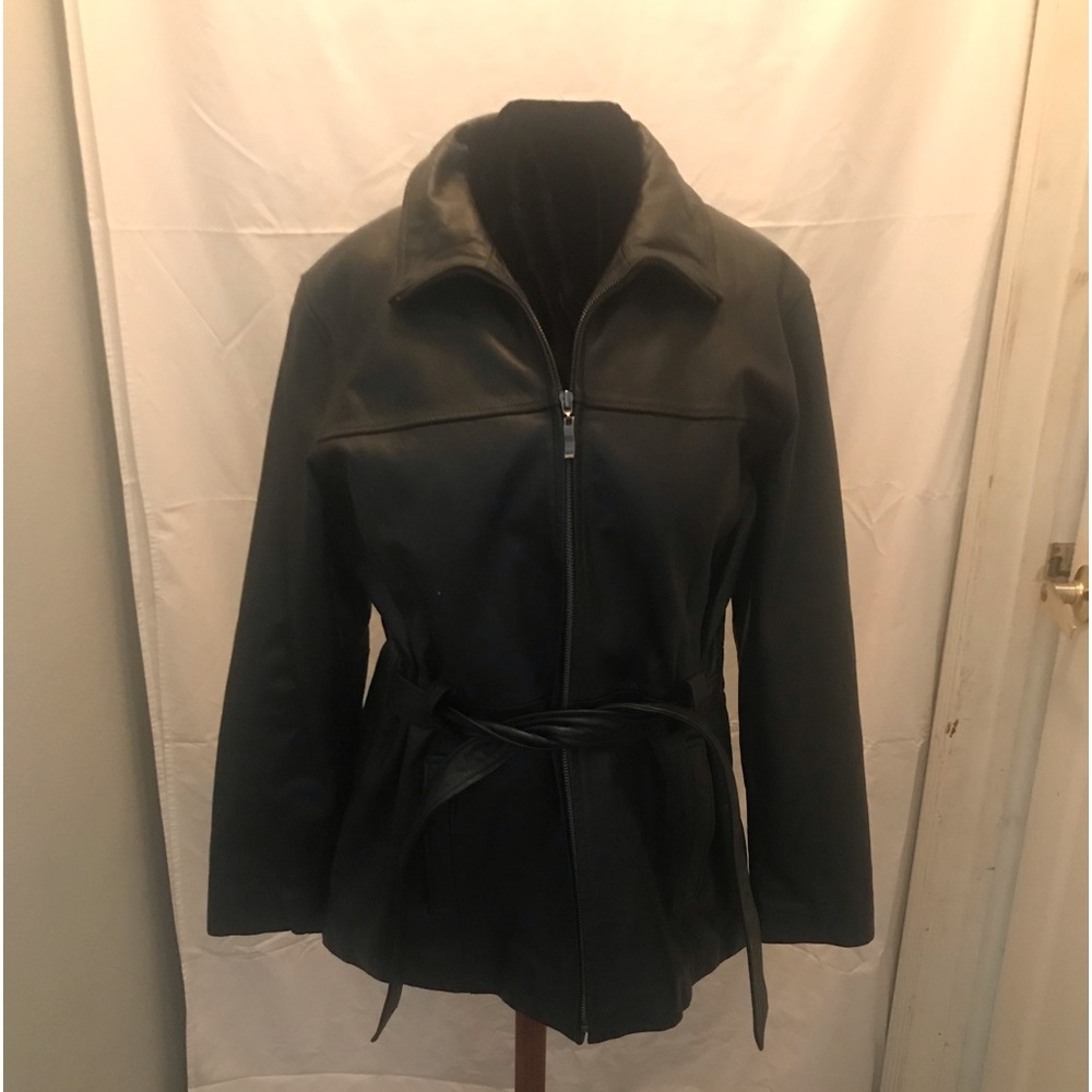 Kathy Ireland leather jacket. Size small